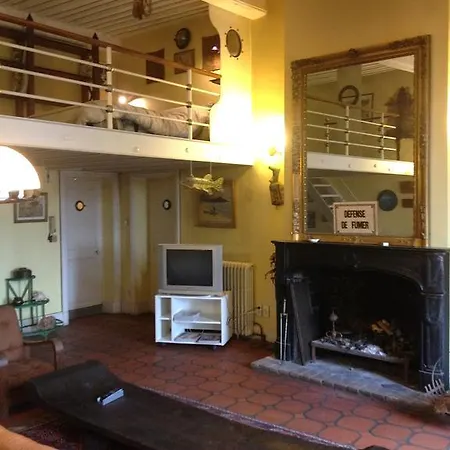 Chateau De La Chassaigne Apartment