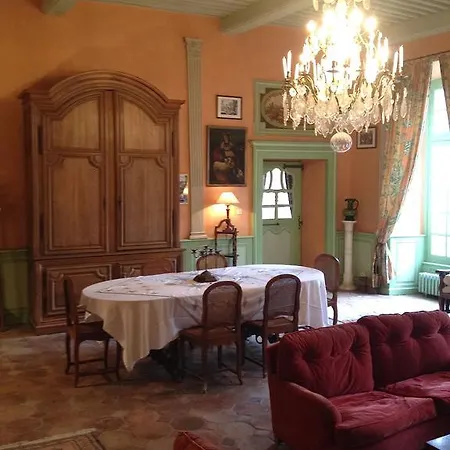 Chateau De La Chassaigne Apartment *